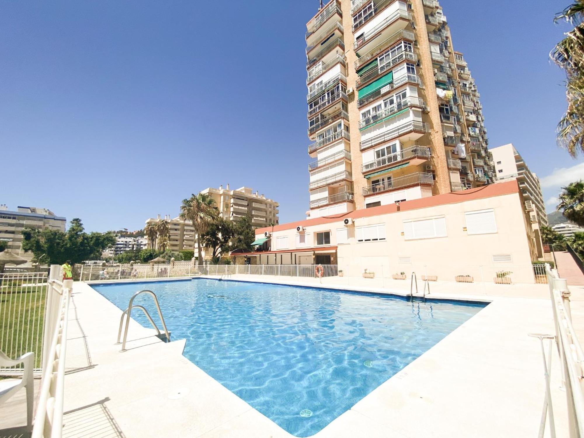 Vistas Al Mar A 1 Min De Playa Con Parkig Gratis Apartment เบนัลมาเดนา ภายนอก รูปภาพ